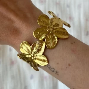 2025 New Personality Wide Flower Bracelet Opening Geometric Adjustable Hand Jewelry Wholesale Party Gift